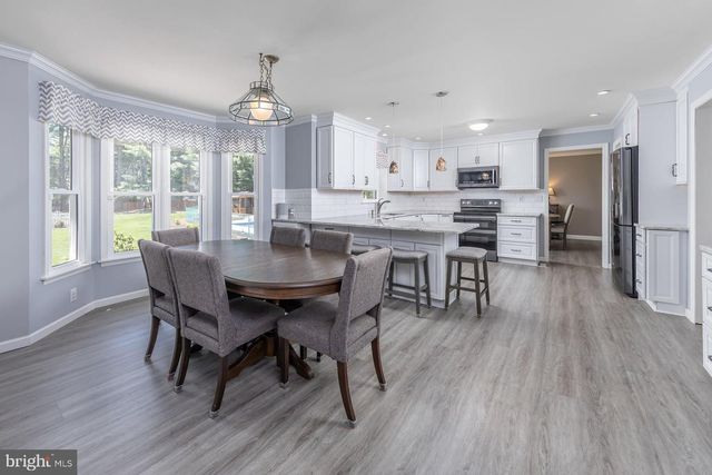 2 MANSOOR CT, Sewell, NJ 08080