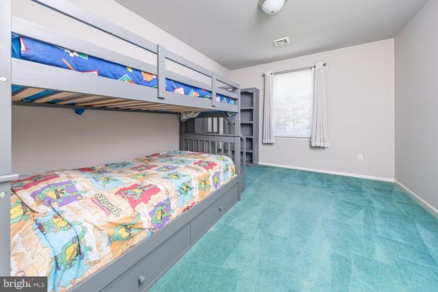 2 MANSOOR CT, Sewell, NJ 08080