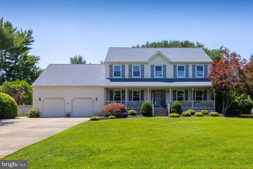 2 MANSOOR CT, Sewell, NJ 08080
