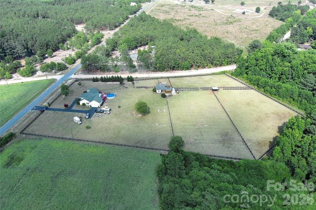 1132 Sandhills VFD Road, Jefferson, SC 29718