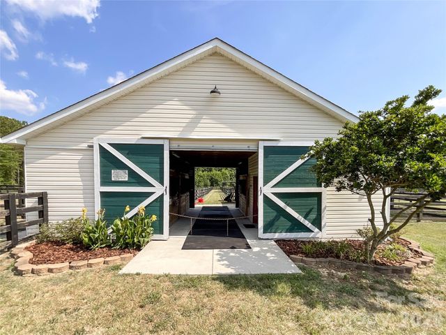 1132 Sandhills VFD Road, Jefferson, SC 29718