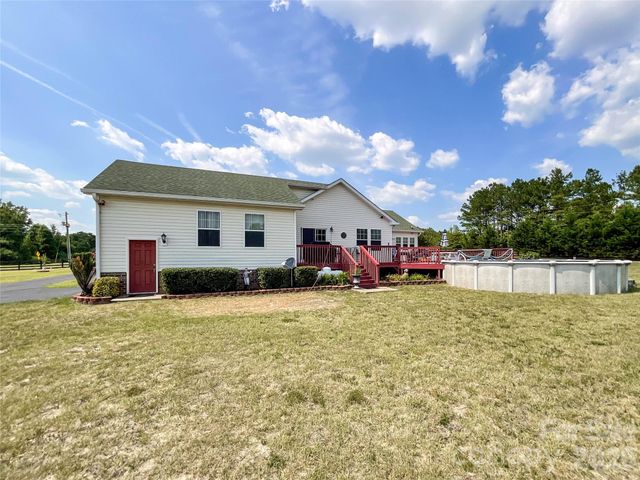 1132 Sandhills VFD Road, Jefferson, SC 29718