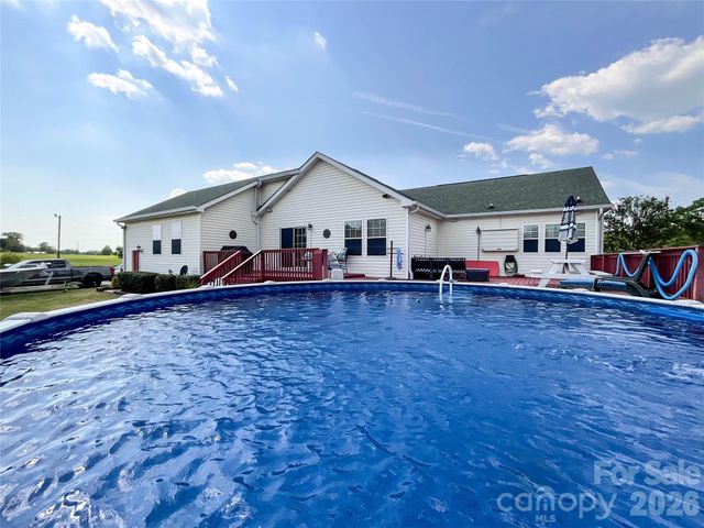 1132 Sandhills VFD Road, Jefferson, SC 29718