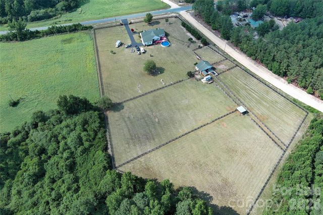 1132 Sandhills VFD Road, Jefferson, SC 29718