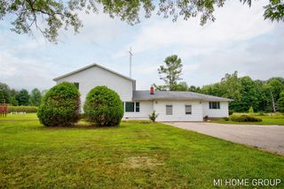 74721 30th Avenue, Covert, MI 49043