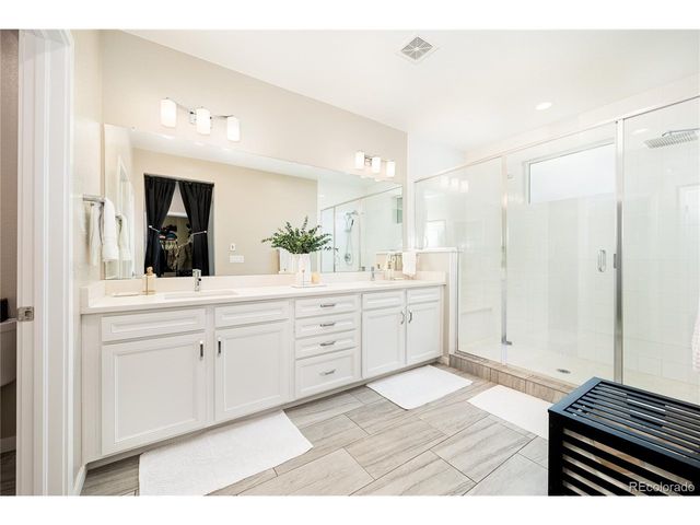9051 Southurst Ct, Littleton, CO 80129