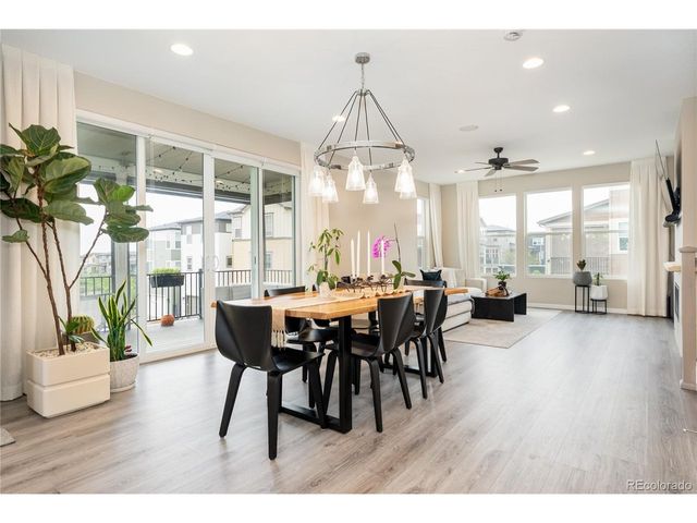 9051 Southurst Ct, Littleton, CO 80129