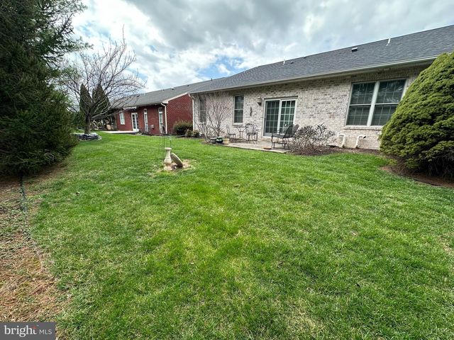 1846 MERIDIAN DR, Hagerstown, MD 21742
