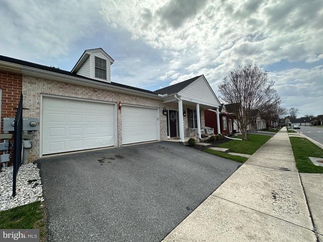 1846 MERIDIAN DR, Hagerstown, MD 21742