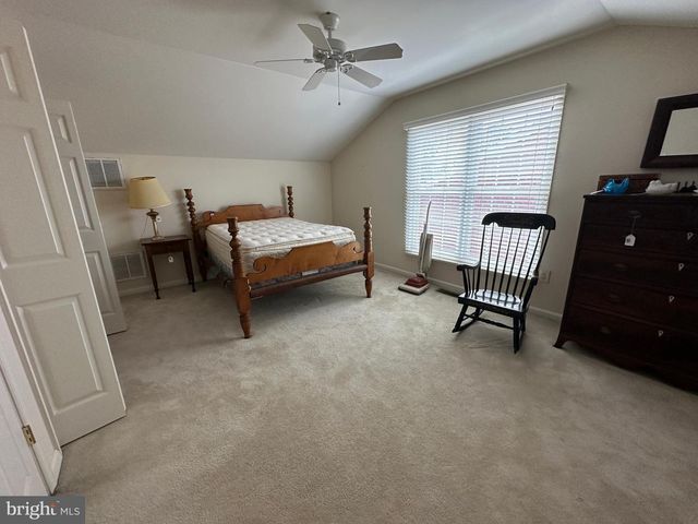 1846 MERIDIAN DR, Hagerstown, MD 21742