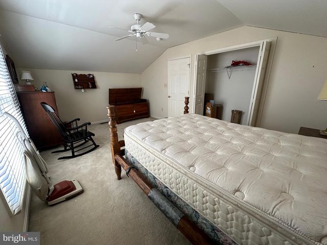 1846 MERIDIAN DR, Hagerstown, MD 21742