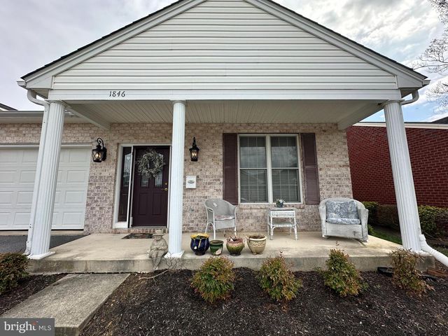 1846 MERIDIAN DR, Hagerstown, MD 21742