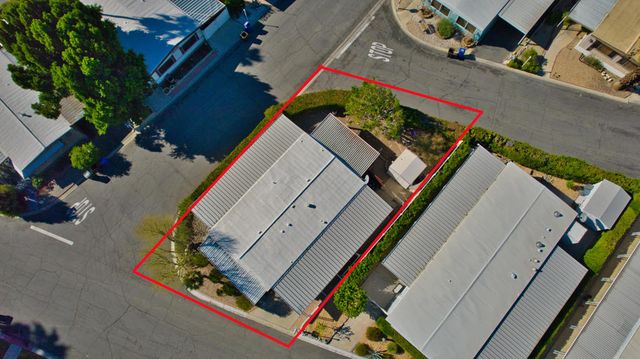 132 Calle Arriba, Palm Springs, CA 92264