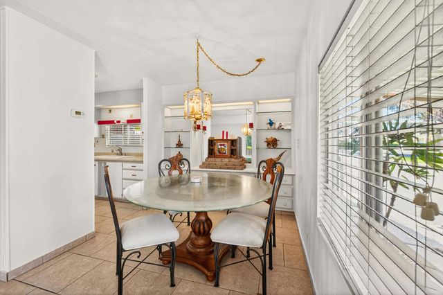 132 Calle Arriba, Palm Springs, CA 92264