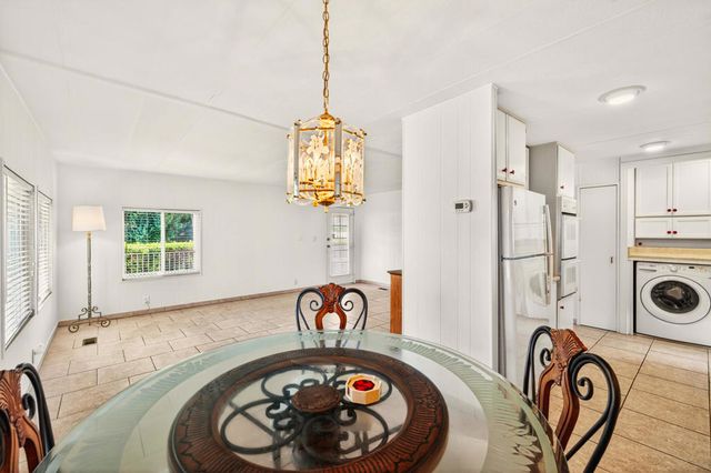 132 Calle Arriba, Palm Springs, CA 92264