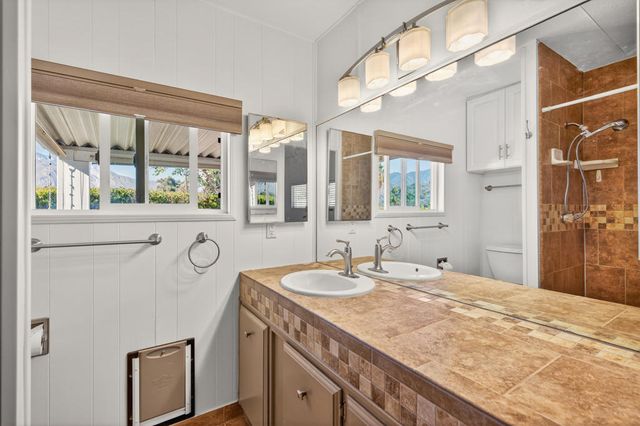 132 Calle Arriba, Palm Springs, CA 92264