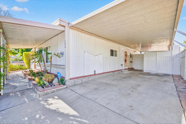 132 Calle Arriba, Palm Springs, CA 92264