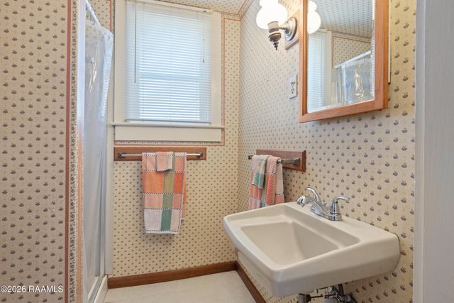 123 Park Avenue, Lafayette, LA 70501