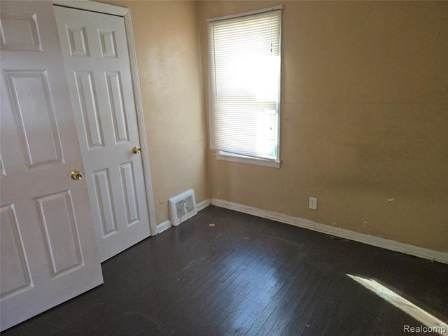 19953 Regent Drive, Detroit, MI 48205