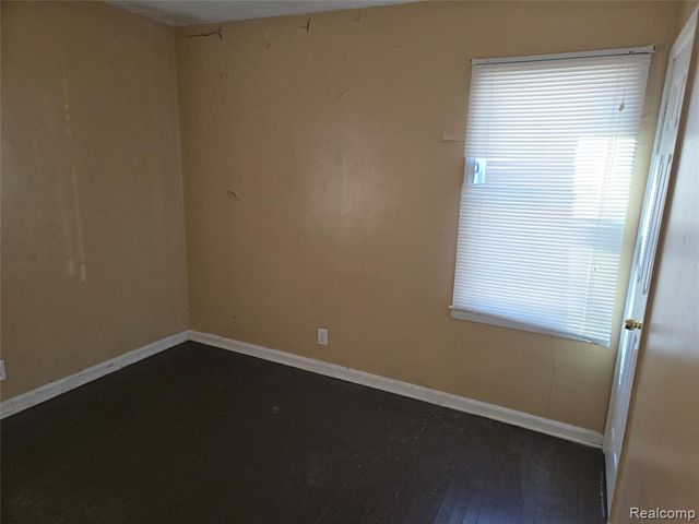 19953 Regent Drive, Detroit, MI 48205