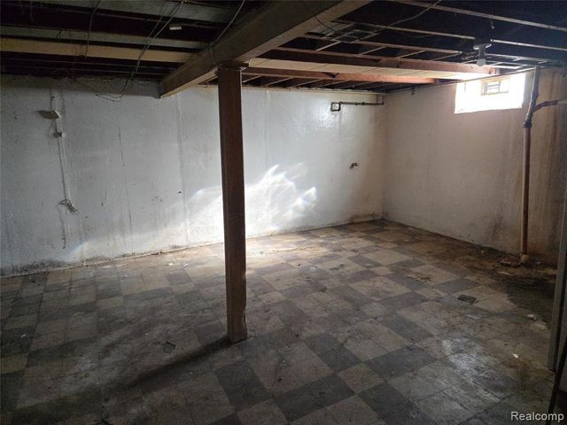 19953 Regent Drive, Detroit, MI 48205