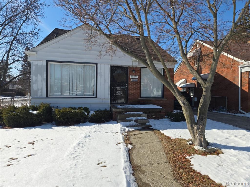 19953 Regent Drive, Detroit, MI 48205