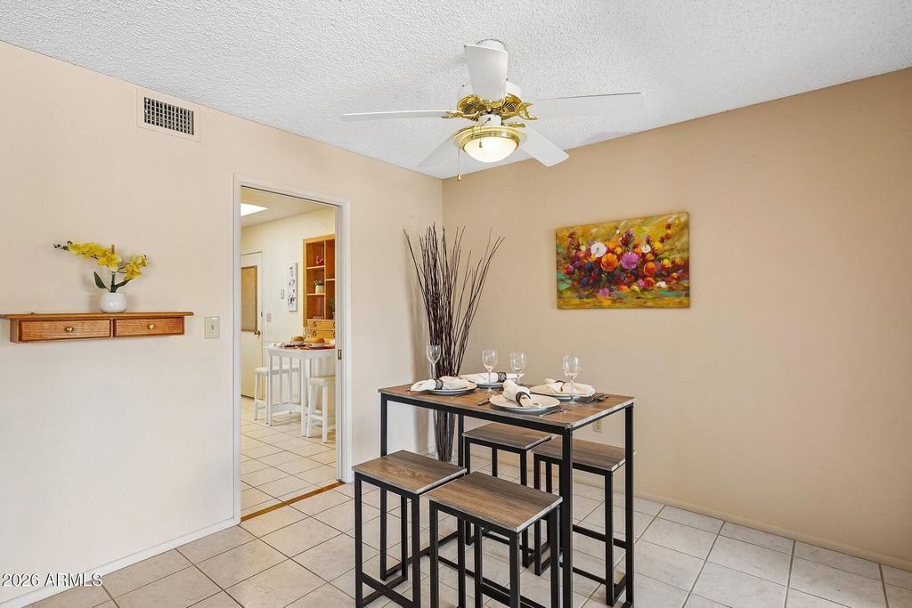 10941 W ROUNDELAY Circle, Sun City, AZ 85351 — photo 3