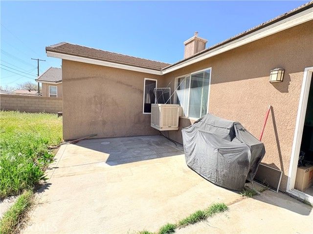 45502 Stanridge Avenue, Lancaster, CA 93535