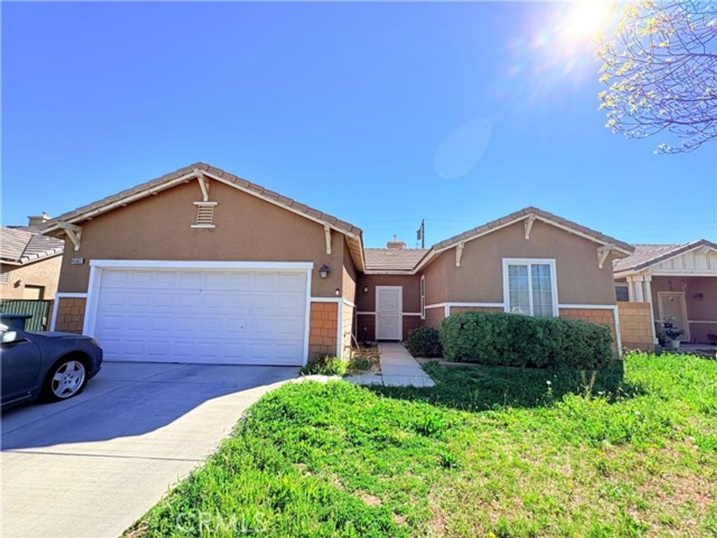 45502 Stanridge Avenue, Lancaster, CA 93535