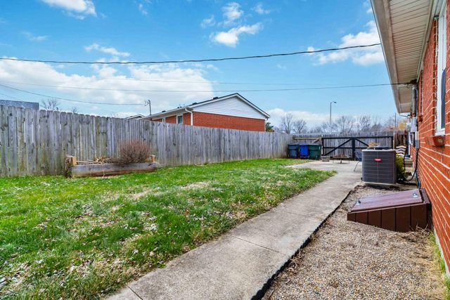 1292 Beulah Park, Lexington, KY 40517