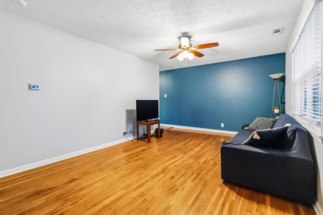 1292 Beulah Park, Lexington, KY 40517