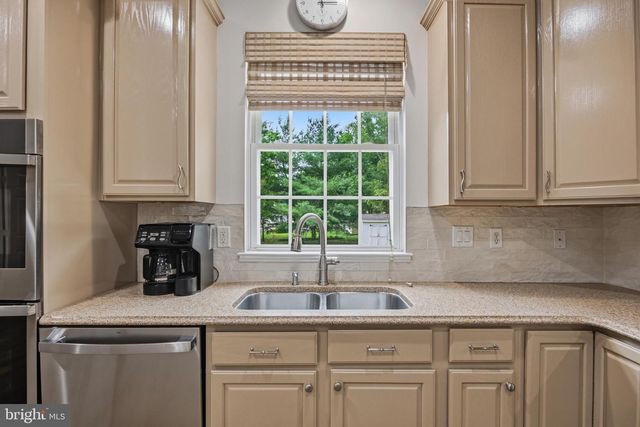2416 VALLEY BROOK LN, Gambrills, MD 21054