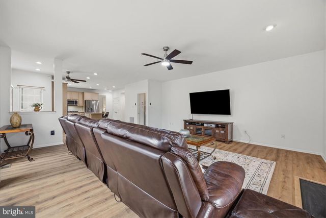 2416 VALLEY BROOK LN, Gambrills, MD 21054