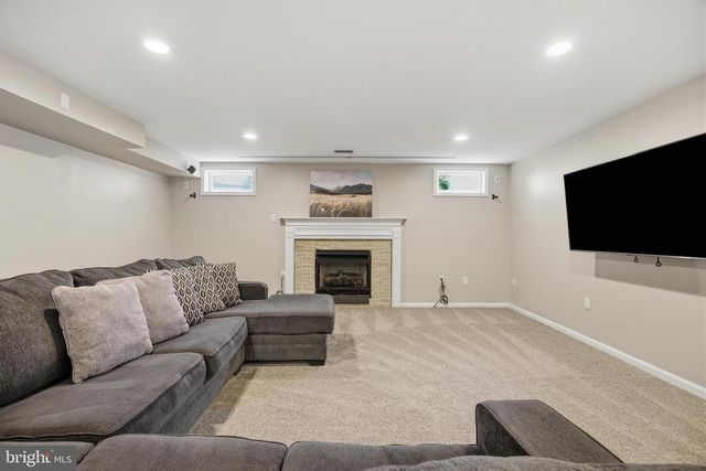 2416 VALLEY BROOK LN, Gambrills, MD 21054