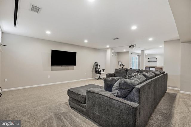 2416 VALLEY BROOK LN, Gambrills, MD 21054