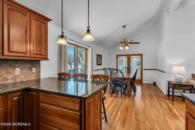 158 Cloverdale Circle, Tinton Falls, NJ 07724