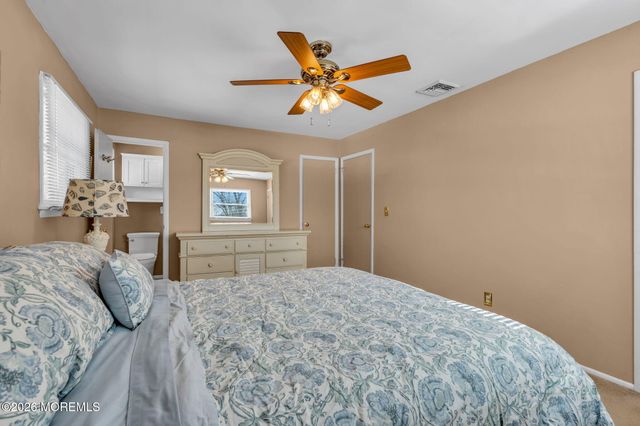 158 Cloverdale Circle, Tinton Falls, NJ 07724