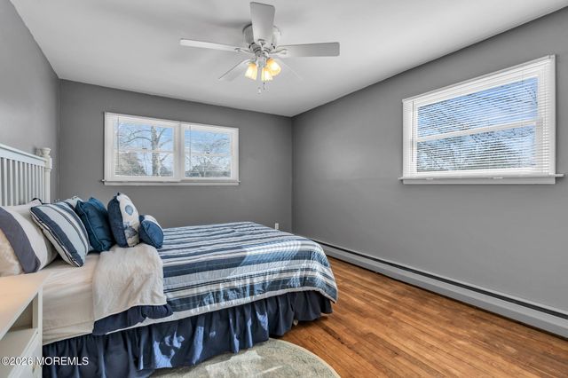 158 Cloverdale Circle, Tinton Falls, NJ 07724