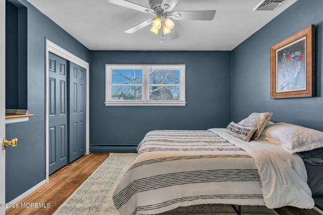 158 Cloverdale Circle, Tinton Falls, NJ 07724