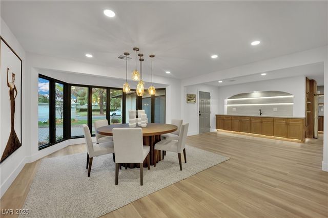 1244 Park Circle, Las Vegas, NV 89102