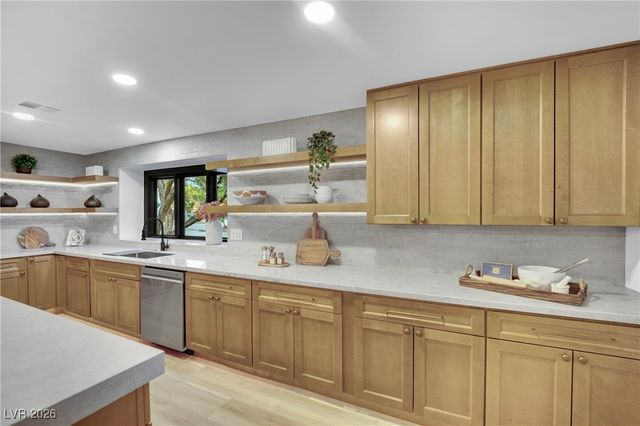 1244 Park Circle, Las Vegas, NV 89102