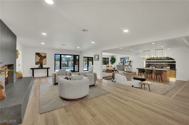 1244 Park Circle, Las Vegas, NV 89102