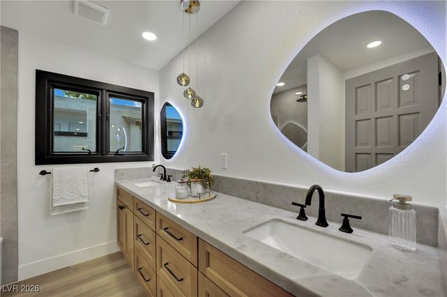 1244 Park Circle, Las Vegas, NV 89102