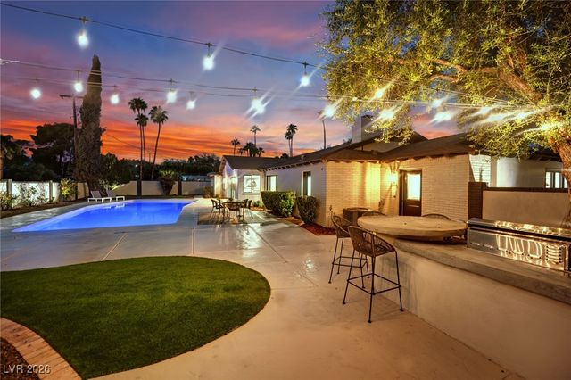 1244 Park Circle, Las Vegas, NV 89102