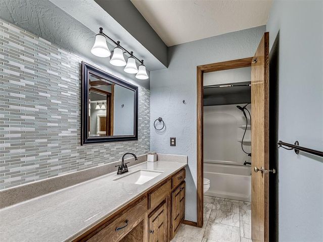 205 W Charlotte Drive, Oklahoma City, OK 73139