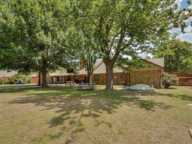 205 W Charlotte Drive, Oklahoma City, OK 73139