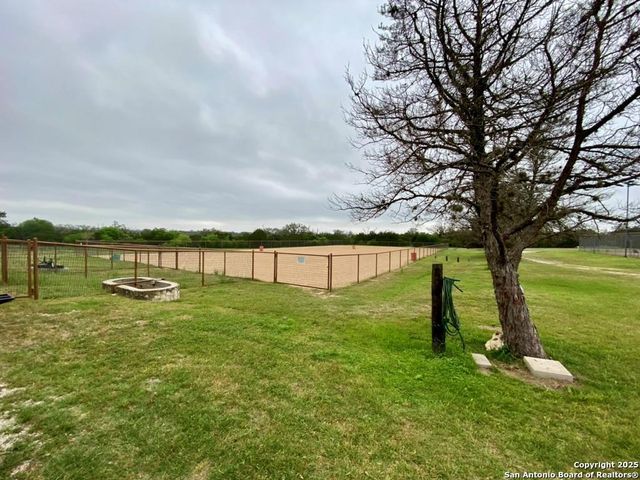 356 Palomino Springs, Bandera, TX 78003