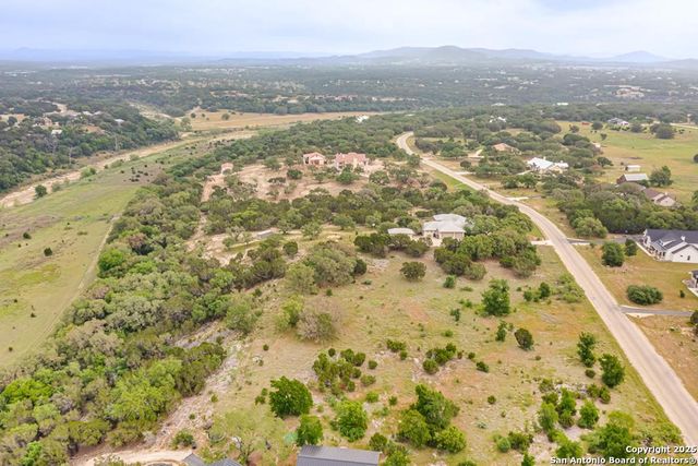 356 Palomino Springs, Bandera, TX 78003