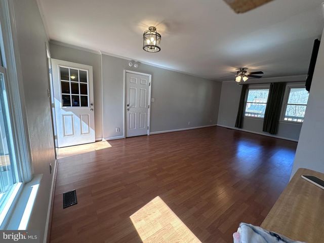 32 VISTA WOODS RD, Stafford, VA 22556