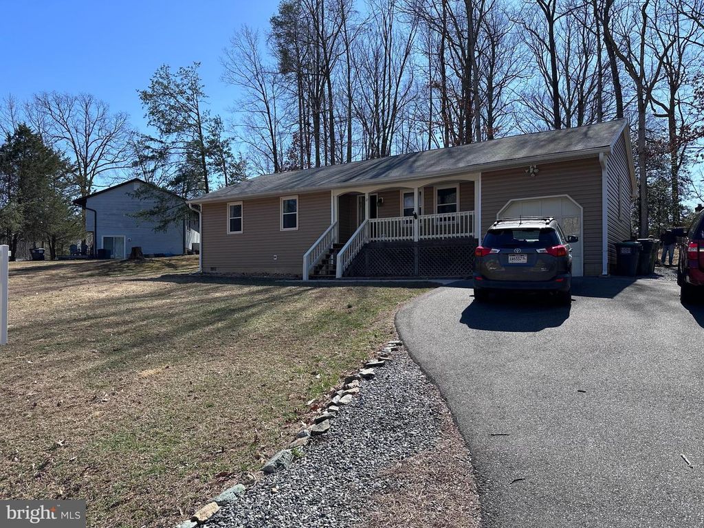 32 VISTA WOODS RD, Stafford, VA 22556